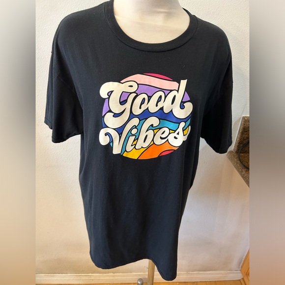 GOOD VIBES Vibrant Soft Cotton Black T-Shirt - Picture 1 of 4